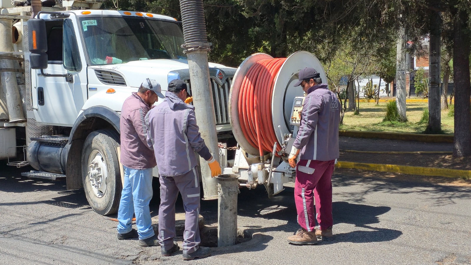 b36f77ac-32d5-49c6-965a-116004debd96 Incrementa Gobierno municipal atención a líneas de drenaje