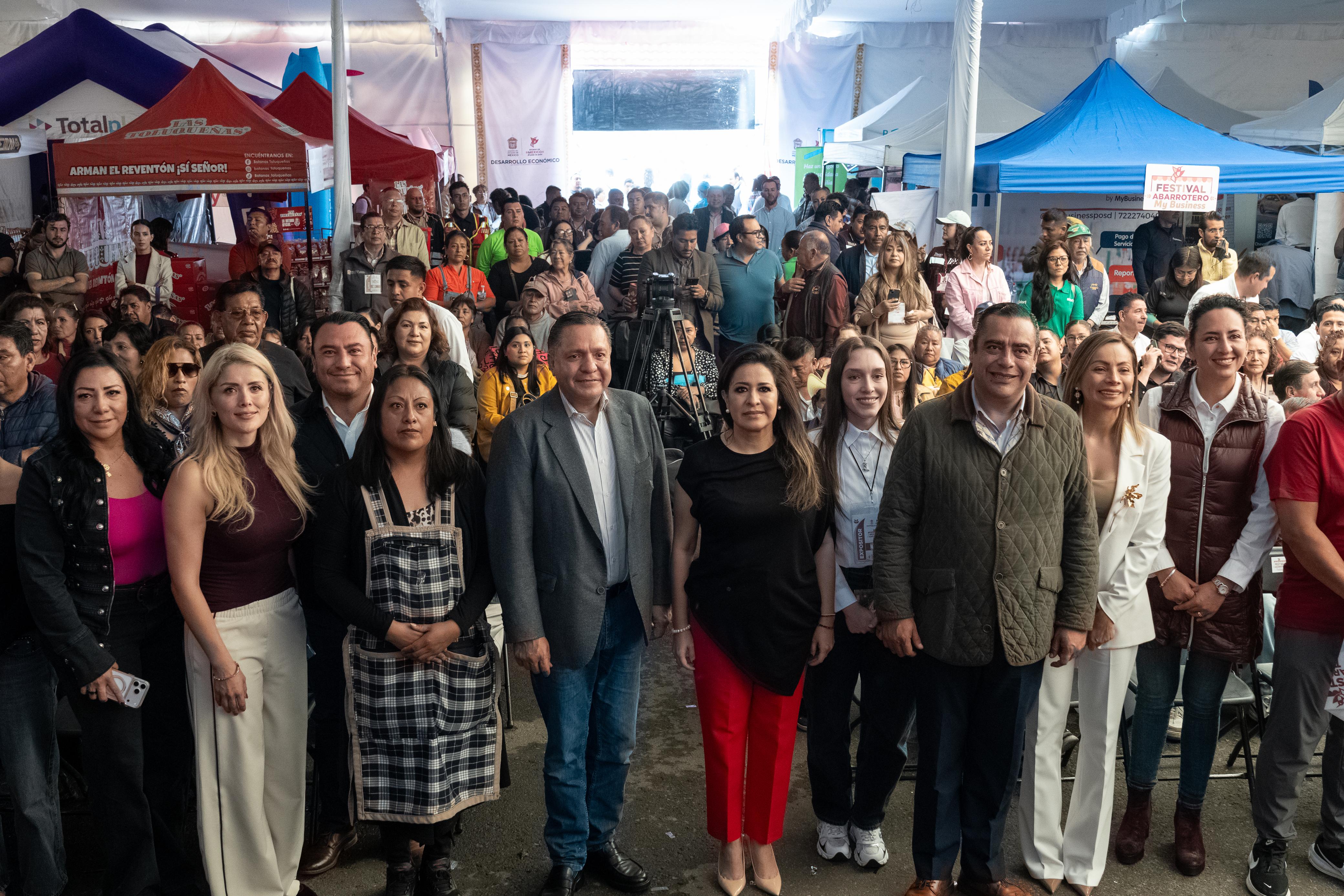Ricardo Moreno y Gobierno estatal fortalecen al pequeño comercio con más herramientas y oportunidades.