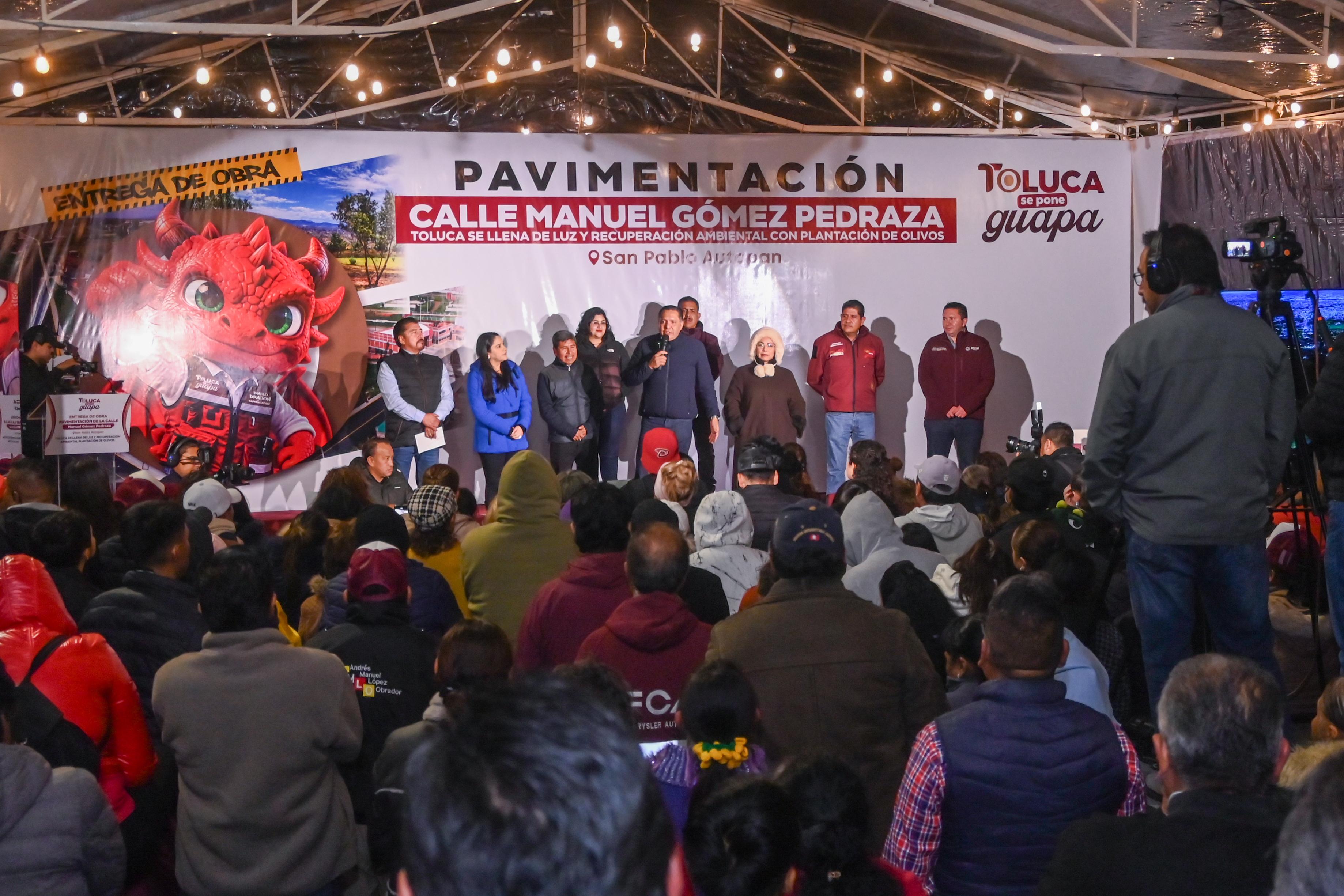 Cumple Ricardo Moreno compromisos con San Pablo Autopan al entregar paquete de obras