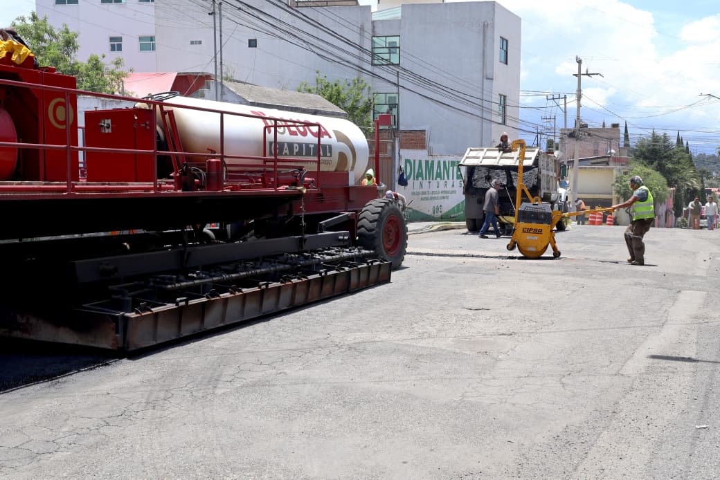 Repavimenta Diablo Dragón nueve calles y avenidas de Toluca en solo seis meses